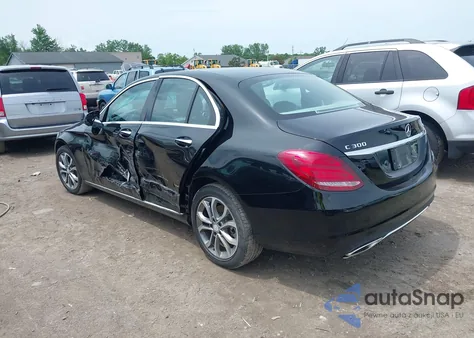 2017 Mercedes-Benz C 300 4Matic/Luxury 4Matic/Sport 4Matic from USA, damaged, VIN 55SWF4KB5HU200236